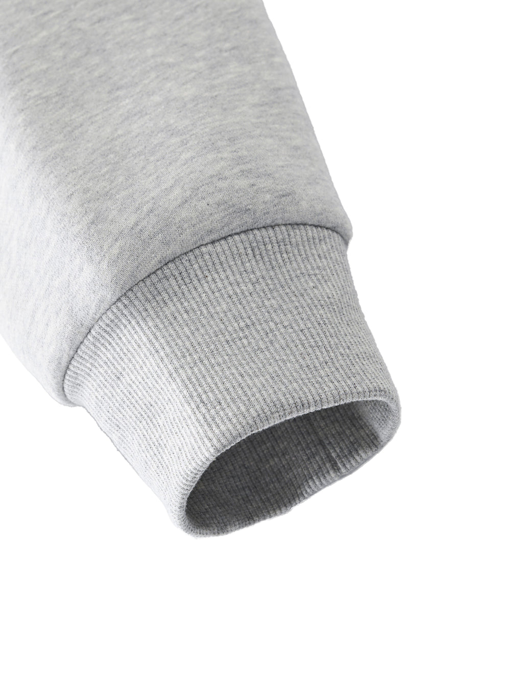 CLARA - Essential Sweatshirt